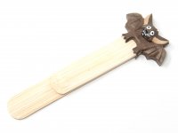 Holz-Lesezeichen - Fledermaus im Anflug - 12 cm